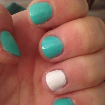 Queen Nails & Spa - My pedicure. It looks like a junior high girl did my nails. - Nail Salons Near Me - Phoenix, Arizona