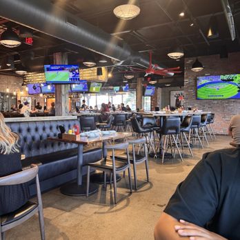 Finney's Crafthouse - Redlands - General seating - New American Near Me - Redlands, California