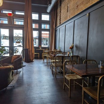 American Barrel - the interior of a coffee shop - Cocktail Bars Near Me - Columbia, Tennessee