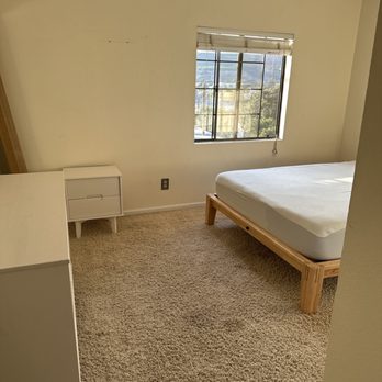 Magnar Company - Bedroom - Movers Near Me - Los Angeles, California Magnar Company - Bedroom - Movers Near Me - Los Angeles, California