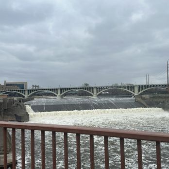 Stone Arch Bridge - Landmarks & Historical Buildings Near Me - Minneapolis, Minnesota