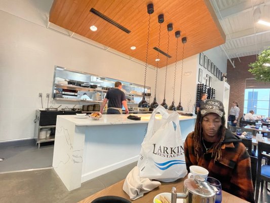 Larkin's by null