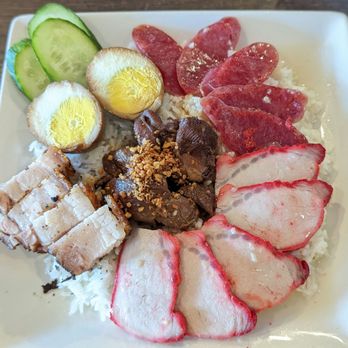 Singkawang Cafe - Nasi campur - Indonesian Near Me - El Monte, California Singkawang Cafe - Nasi campur - Indonesian Near Me - El Monte, California