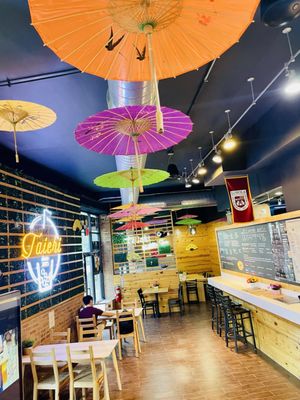 Taichi Bubble Tea, Ramen and Poke Bowl - Rogers Park by null