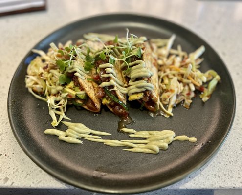 Trade Restaurant & Lounge by null