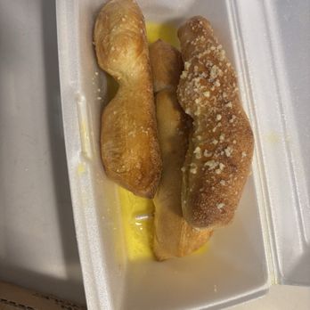 All Star Pizzeria - Garlic butter bread sticks - Pizza Near Me - Fountain, Colorado All Star Pizzeria - Garlic butter bread sticks - Pizza Near Me - Fountain, Colorado