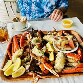 Rustic Inn Crabhouse - Crab Sampler - Seafood Near Me - Fort Lauderdale, Florida Rustic Inn Crabhouse - Crab Sampler - Seafood Near Me - Fort Lauderdale, Florida
