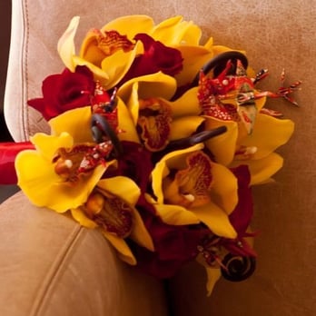 Flower Divas - Gorgeous MOH bouquet! - Florists Near Me - Santa Clara, California Flower Divas - Gorgeous MOH bouquet! - Florists Near Me - Santa Clara, California