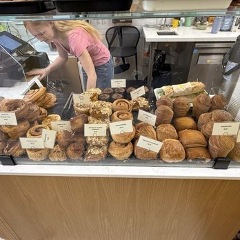 Bree'osh - Montecito - Pastries - Coffee & Tea Near Me - Santa Barbara, California