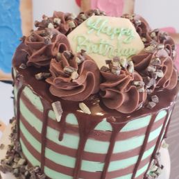 Custom Cakes