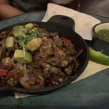 Maya Grill - Alambra de Res - New American Near Me - Lake Buena Vista, Florida