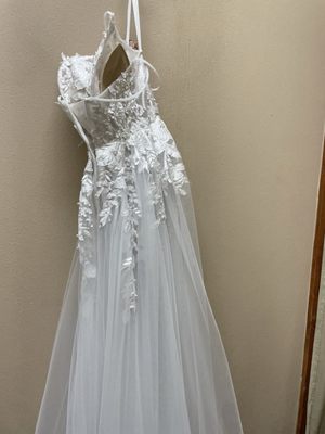 Elegancia Bridal and Formal