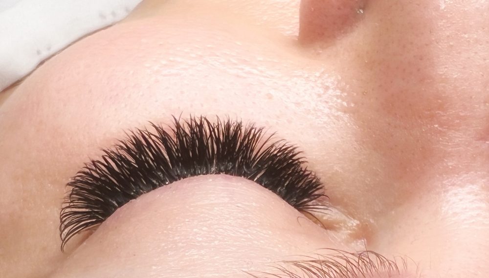 Andy's Lash Loft OC Logo