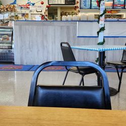 Lou's Giant Subs