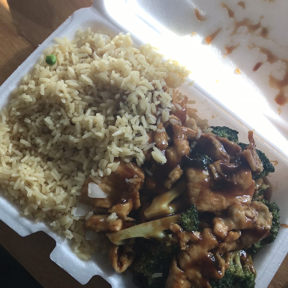 China Kitchen - Chicken and broccoli- fried rice - Chinese Near Me - Pinson, Alabama
