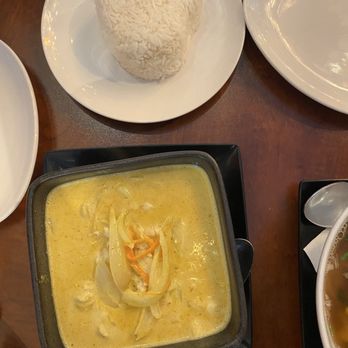 Aroy Thai Cafe - Yellow Curry - Thai Near Me - Houston, Texas Aroy Thai Cafe - Yellow Curry - Thai Near Me - Houston, Texas