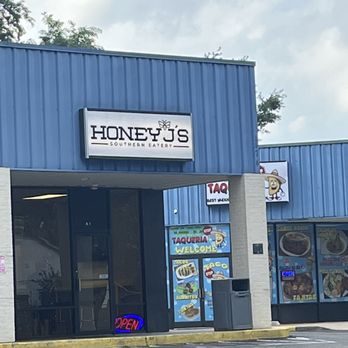 Honey J’s Southern Eatery - Outside - Southern Near Me - Lexington, Kentucky Honey J’s Southern Eatery - Outside - Southern Near Me - Lexington, Kentucky