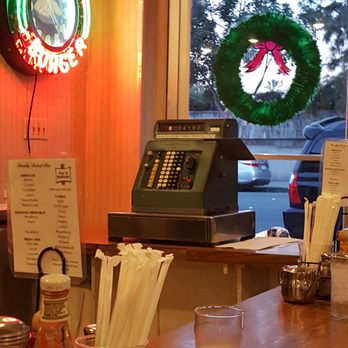 Pie 'n Burger - Burgers Near Me - Pasadena, California Pie 'n Burger - Burgers Near Me - Pasadena, California
