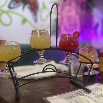 Madres Brunch - Breakfast & Brunch Near Me - Riverside, California
