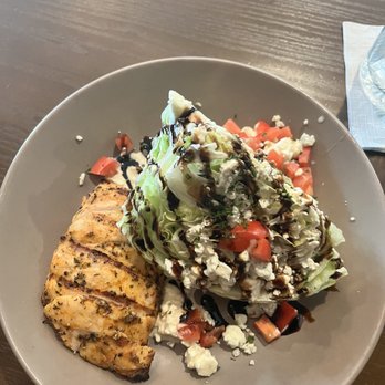 Delaney's Tavern - The wedge salad- so yummy - New American Near Me - Orlando, Florida Delaney's Tavern - The wedge salad- so yummy - New American Near Me - Orlando, Florida