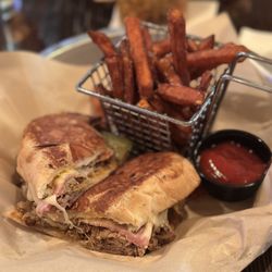 Gerard's 1907 Tavern - Cuban sandwich and sweet potato fries