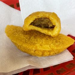 Mi Pueblo Restaurant & Bakery - Empanadas Colombianas