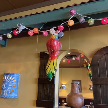 Fajitas Mexican Restaurant - Mokena - colorful decorations - Mexican Near Me - Mokena, Illinois Fajitas Mexican Restaurant - Mokena - colorful decorations - Mexican Near Me - Mokena, Illinois