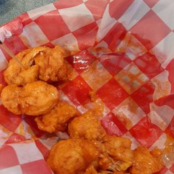 Cornerstone Lounge - Chicken lips!