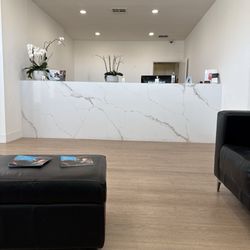 Corbin Dentists - Front desk