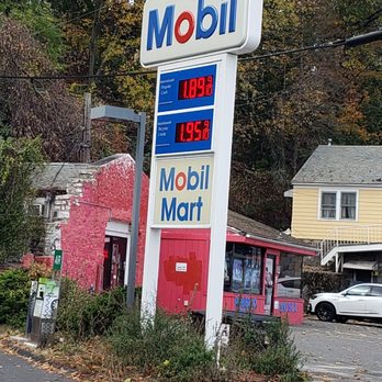 Mobil - Gas Stations Near Me - Waterbury, Connecticut Mobil - Gas Stations Near Me - Waterbury, Connecticut