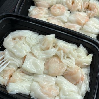 Joe's Steam Rice Roll - Shrimp Steam Rice Roll - Dim Sum Near Me - Flushing, New York Joe's Steam Rice Roll - Shrimp Steam Rice Roll - Dim Sum Near Me - Flushing, New York
