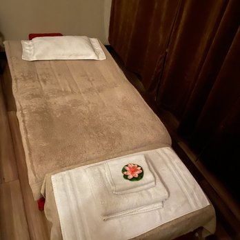 Thai Luxury Reflexology - Comfy beds - Reflexology Near Me - Mesa, Arizona Thai Luxury Reflexology - Comfy beds - Reflexology Near Me - Mesa, Arizona