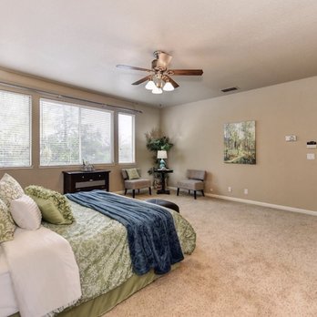 2020 Home Staging - Master bedroom staged - Home Staging Near Me