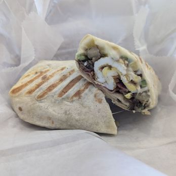 The Beach Rose Cafe - Breakfast burrito with bacon - Coffee & Tea Near Me - Charlestown, Rhode Island