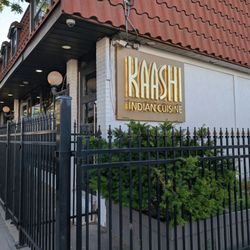 Kaashi Indian Cuisine - I enjoy eating at this Indian restaurant. It was better than quite a few that I've had in the states in the USA