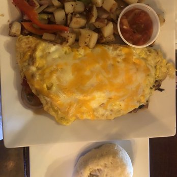 Jantz Cafe & Bakery - Veggie Omelette - Bakeries Near Me - Atwater, California