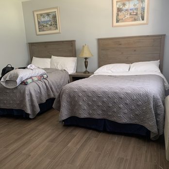 West Cape Motel - Newly renovated bedrooms. Tile floor. Neutral decor. - Hotels Near Me - Cape May, New Jersey West Cape Motel - Newly renovated bedrooms. Tile floor. Neutral decor. - Hotels Near Me - Cape May, New Jersey