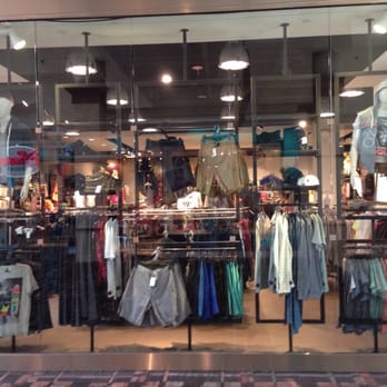 H&M - Women's Clothing Near Me - Kennesaw, Georgia H&M - Women's Clothing Near Me - Kennesaw, Georgia