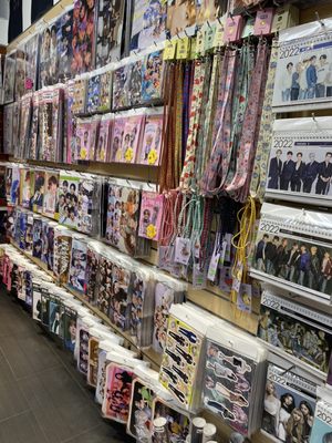 KORYO BOOKSTORE - 160 Photos & 135 Reviews - 35 W 32nd St, New York