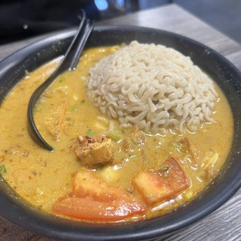 Borneo Eatery - Soto w/ egg noodles - vegetarian style (tofu instead of chicken), noodles cost extra - Indonesian Near Me - Alhambra, California Borneo Eatery - Soto w/ egg noodles - vegetarian style (tofu instead of chicken), noodles cost extra - Indonesian Near Me - Alhambra, California