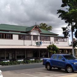 Landsborough Hotel - Outside