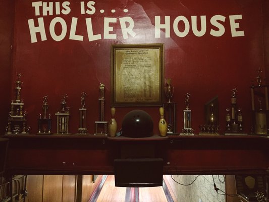 Holler House | Milwaukee and the Nation’s Oldest Alleys by null