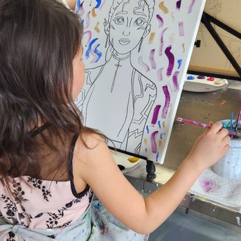 Wine & Design - Paint & Sip Near Me - Eau Claire, Wisconsin