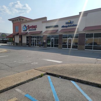 Roosters - American Near Me - Louisville, Kentucky Roosters - American Near Me - Louisville, Kentucky