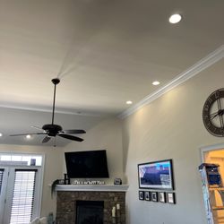 Salinas Painting - 16 foot ceilings and walls. Painted perfectly.