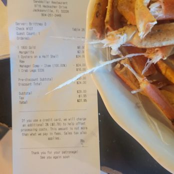 Sandollar Restaurant & Marina - The mistake of the waitress not informing me, the restaurant doesn't accept 1/2 dozen of oysters. - American Near Me - Jacksonville, Florida