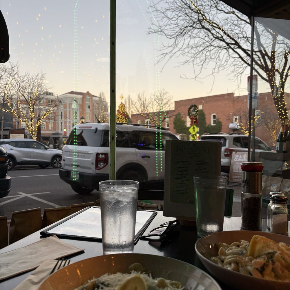 Cafe Stella - Italian Near Me - Flagstaff, Arizona