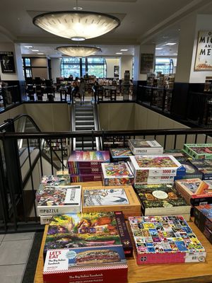 Barnes & Noble by null