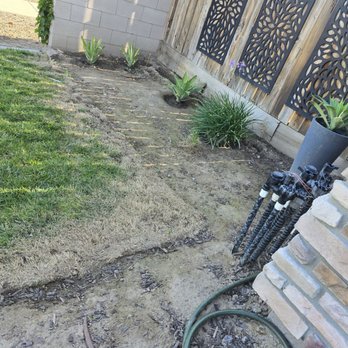 1. Qr Lawn Services