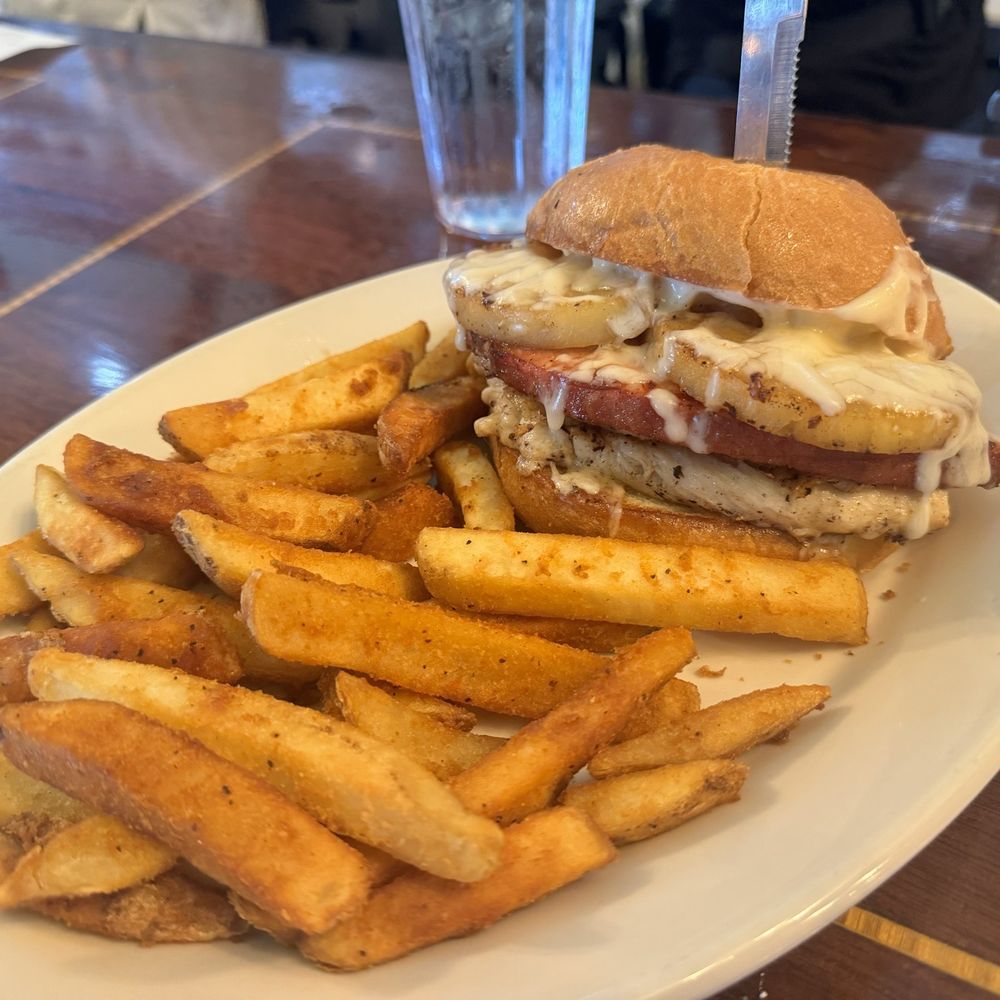 Frank's Diner - Hawaiian Chicken Burger - Diners Near Me - Spokane, Washington Frank's Diner - Hawaiian Chicken Burger - Diners Near Me - Spokane, Washington